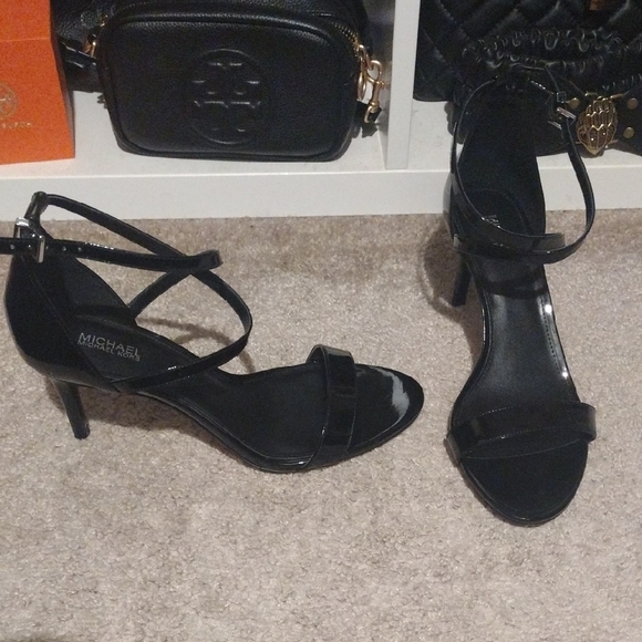 Michael Kors Glossy Black Strappy Heels - Picture 1 of 1